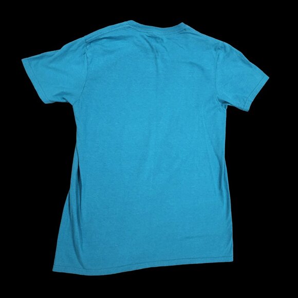 NWOT Women's Size Medium Christmas Cat T-Shirt - Picture 2 of 4